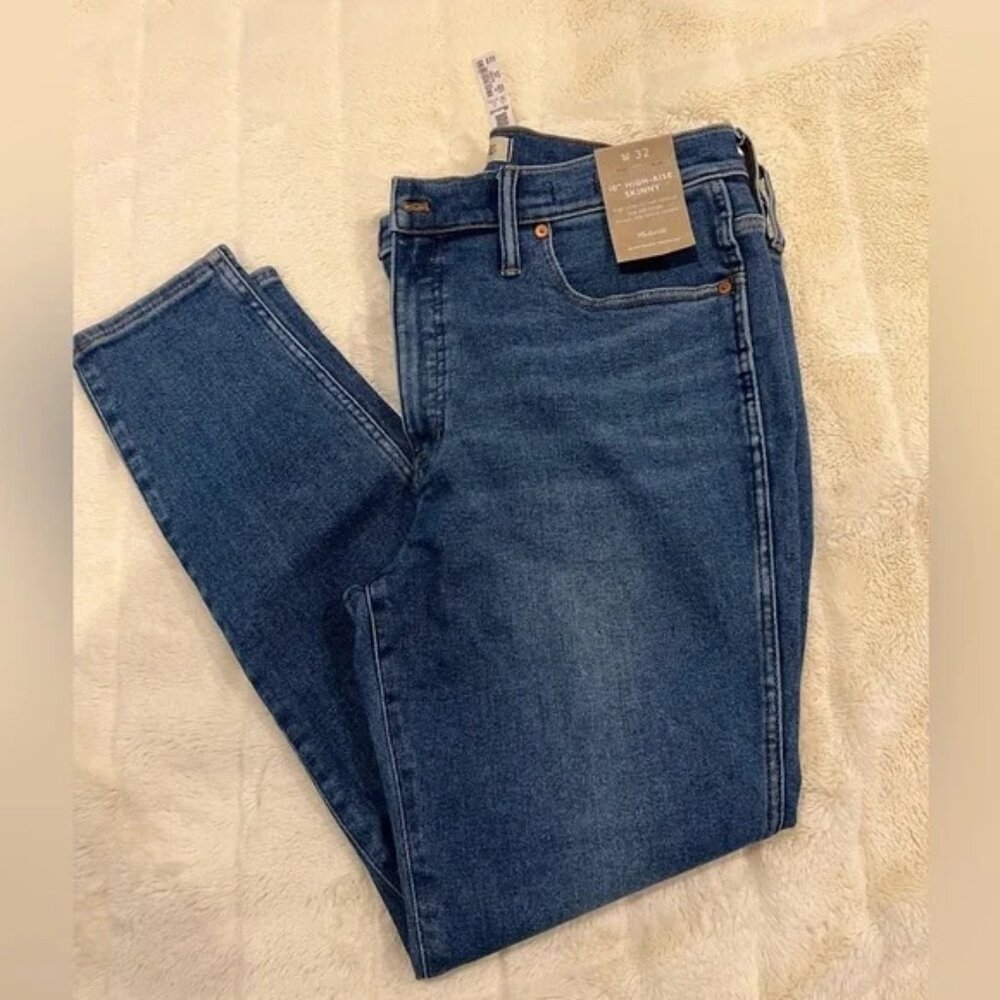 NWT 10" high rise skinny Madewell jeans with magic pockets